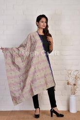 Étoles kantha faites à la main