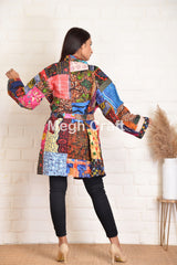 Kimono corto con estampado de patchwork Kantha