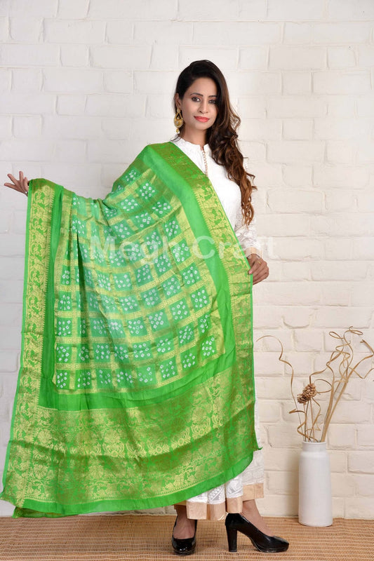 Bandhni Dupatta de seda