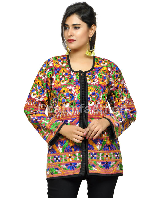 Chaqueta Boho bordada a mano