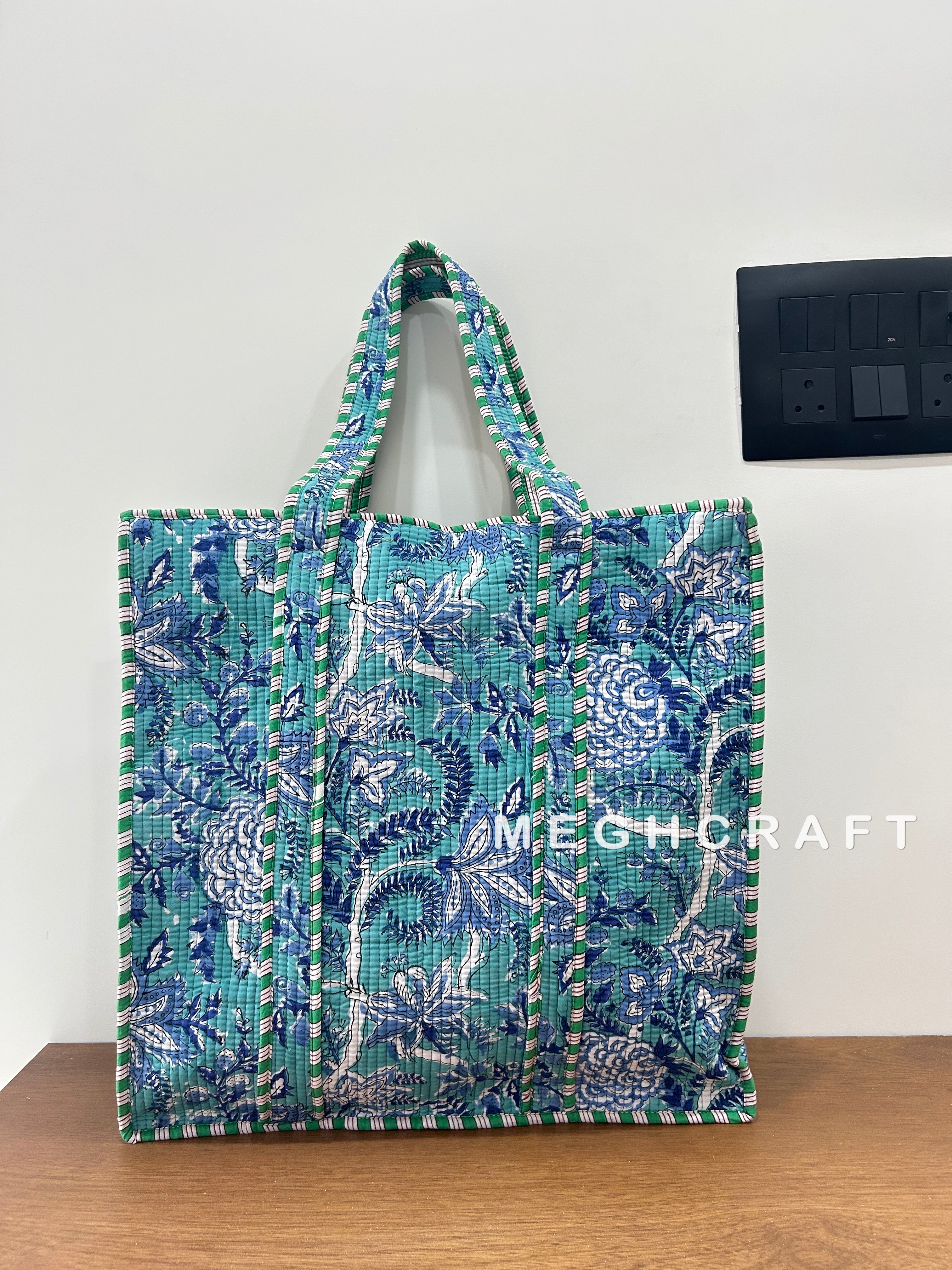 Cotton Quilted Tote Bag Zip Closure
