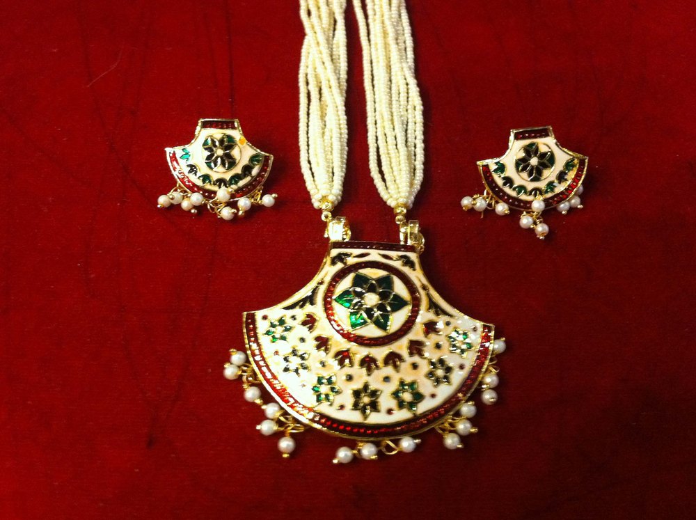 Wholesale Meenakari Pearl Pendant Sets